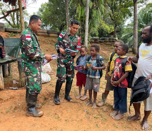 Satgas Yonif 403/WP Gelar Aksi Sosial di Kampung Kanggup, Papua Selatan