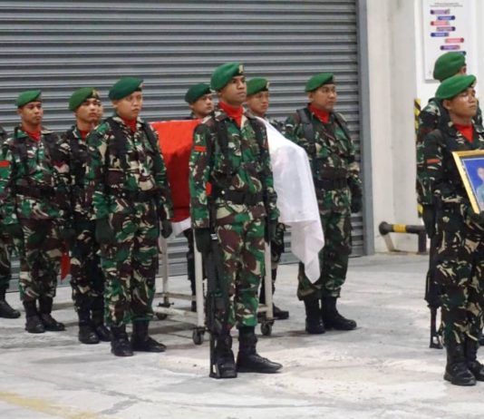 Kodim 0731/Kulon Progo Laksanakan Upacara Penyambutan Kedatangan Jenazah Almarhum Praka Amin Nurohman