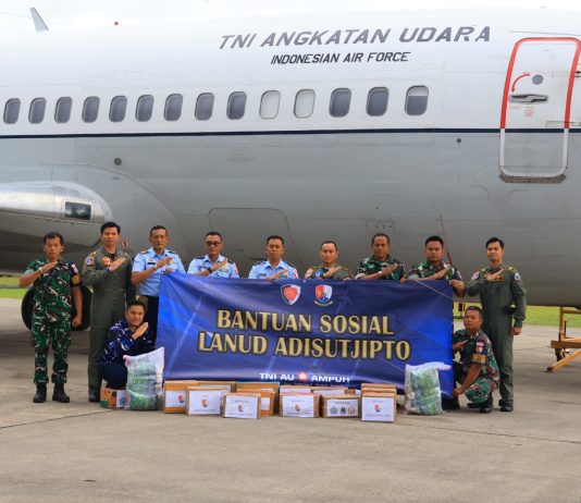 Solidaritas Tanpa Batas, Lanud Adisutjipto Kirimkan Bantuan untuk Korban Banjir Padang