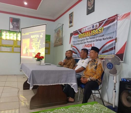 Puasa Bukan Halangan, Satgas Terus Kebut Pengecoran Jalan Desa Gedong