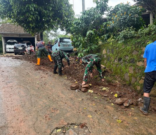 Atasi Masalah Air, Satgas TMMD Perbaiki Instalasi Air Bersih Untuk Warga