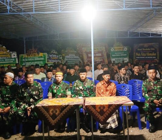 Dandim 0731/Kulon Progo Dampingi Danbrigrif 5 Kodam Iskandar MudaTahlil di Rumah Duka Almarhum Praka Farizal Rhomadhon