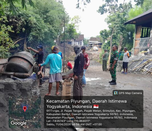 Babinsa Srimulyo Dampingi Pembangunan Jembatan Garuda di Piyungan
