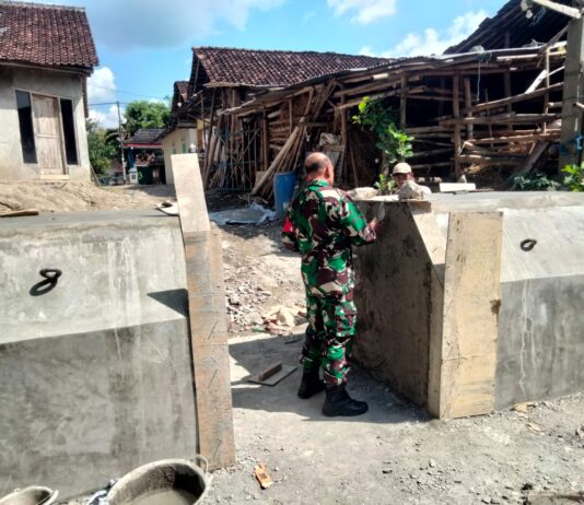 Finishing Bantalan Seling Jembatan Garuda di Payak Wetan BerjalanLancar