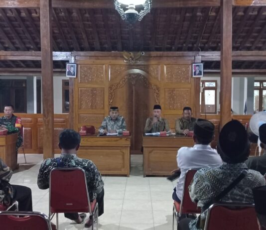 Babinsa Selopamioro Hadiri Rakor Pembentukan Panitia Pilur 2026