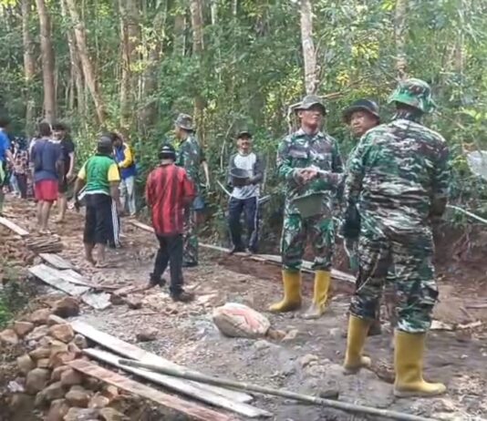 TMMD Sengkuyung Tahap II Kodim 0729/Bantul Lanjutkan Pengecoran Jalan di Dusun Tangkil
