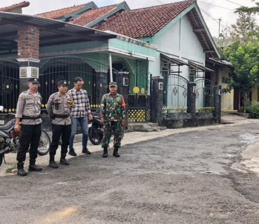 BABINSA WUKIRSARI AMANKAN DAN PANTAU BAKTI SOSIAL KOMUNITAS TRAIL PATRIOT 14 PRIVATE RIDER