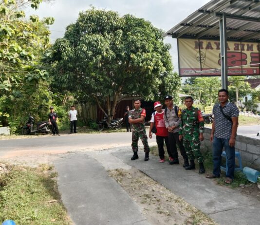Babinsa Argorejo Laksanakan Pengamanan Misa Penutupan Bulan Maria
