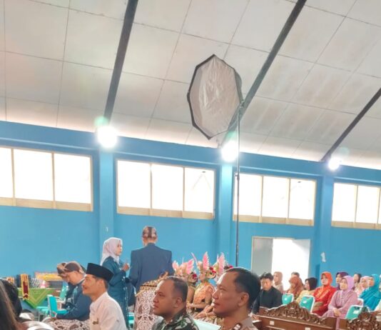 Babinsa Ngestiharjo Hadiri Penyerahan Kembali Siswa Kelas IX SMP PGRI Kasihan