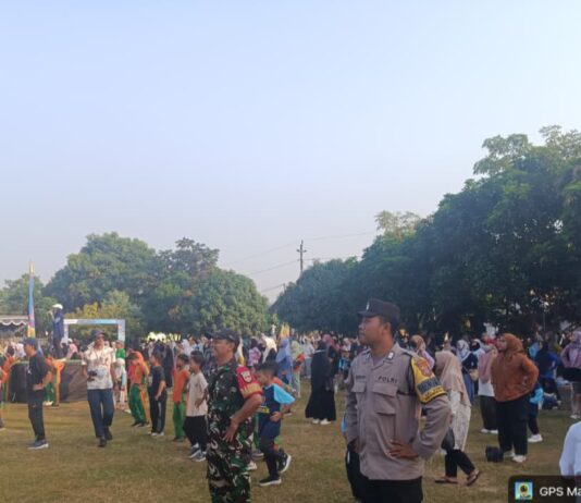 Sinergi Aparat dan Masyarakat Warnai Senam Sehat Gebyar Muharram di Kretek