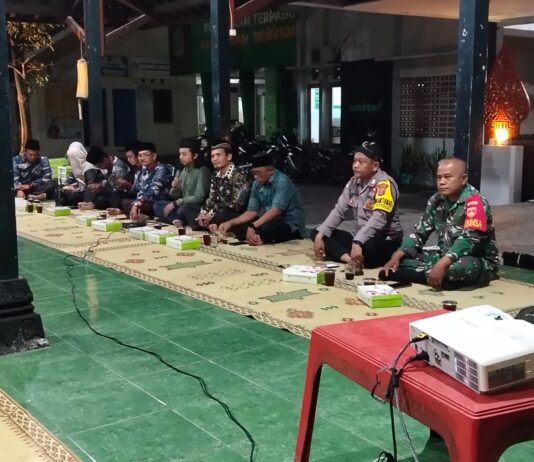 Babinsa Wukirsari Hadiri Sosialisasi Persiapan Pemilihan Lurah 2026