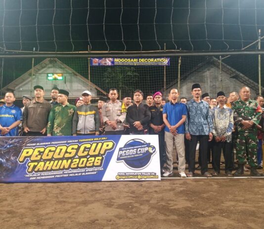 Babinsa Gilangharjo Semarakkan Pembukaan Pegos Cup 2026 Bersama Warga Krekah