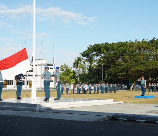 Asintel Kodaeral XIV Pimpin Upacara Bendera Juli 2026, Tekankan Profesionalisme dan Kewaspadaan terhadap Hoaks